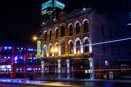 Nashville Ghosts: Adults-Only Boos and Booze Haunted Pub Crawl