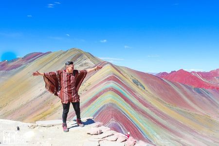 Rainbow Mountain Full-Day Hiking Tour