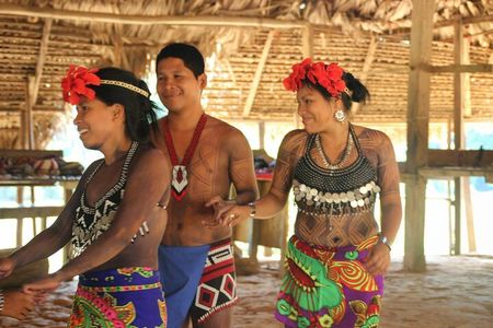 A Cultural Encounter with the Emberá Private Tour