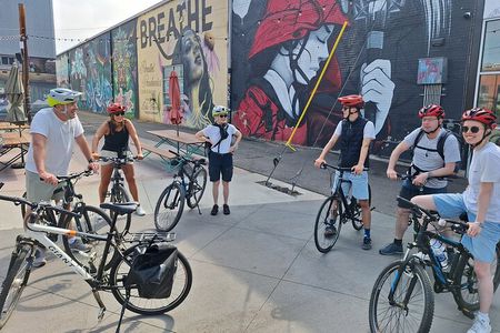 Denver's Highlights on 2 Wheels: A Guided Bike or Ebike Adventure