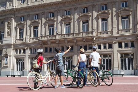 Bike tour the city center and Puerto Madero, mate included