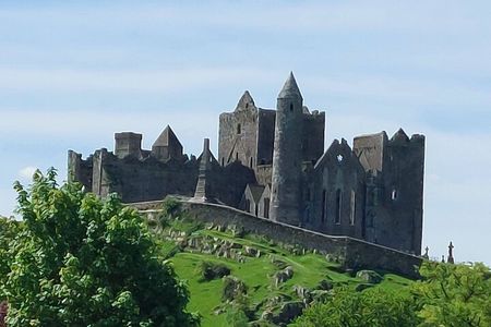 Kilkenny, Rock of Cashel & Cahir Castle Private Luxury Day Tour