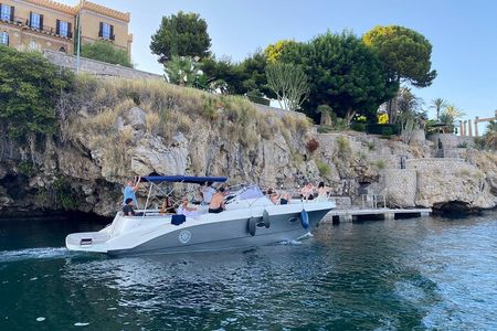 Palermo : Luxury Boat Tour with Snacks and Snorkeling
