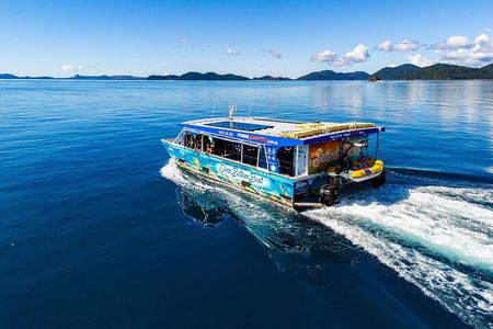Airlie Beach Glass Bottom Boat Tour