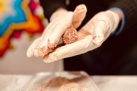 1.5h Hands on Chocolate Workshop: Truffles & Tasting