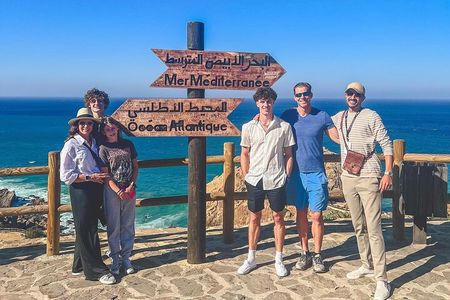 Sails & Souks: Day Tour from Tarifa to Tangier