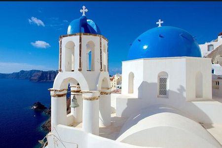 5 Hour Mini-Group Santorini Shore Excursion for Cruise Passengers