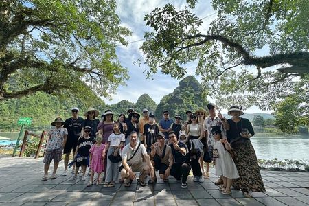 Phong Nha Cave and Mooc Spring Guided Tour from Dong Hoi