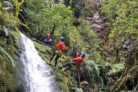 Little Akatarawa Canyoning 