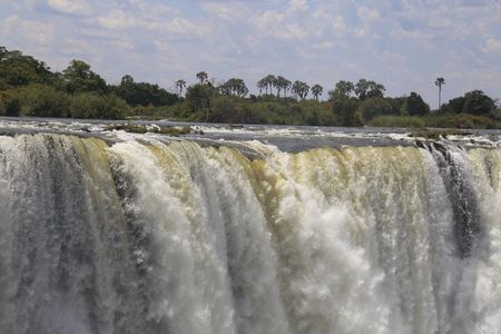 Zimbabwe & Zambia: Guided Tour of the Falls from Both Sides
