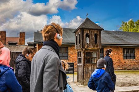 Krakow: Auschwitz-Birkenau Tour & Museum Expert Guide