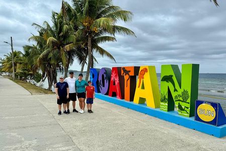 Explore the Best of Roatan with Our Fully Customizable City Tour