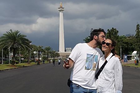 Jakarta Half Day Visit The Monument with Highlight City Tour