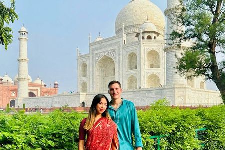 Taj Uncovered: Private Tour to Taj Mahal, Fort From Delhi By Car