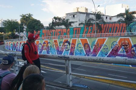 Private Tour in Cali with Salsa Class, Museums and Local Food