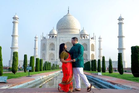 Private New Delhi & Taj Mahal Sunrise Tour From Delhi (2 Days)