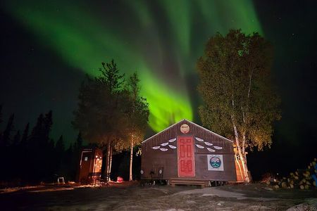 Intimate Aurora Tours Cozy Cabin Bucket List
