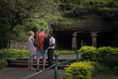 Mumbai City Sightseeing with Elephanta Caves Full Day Tour