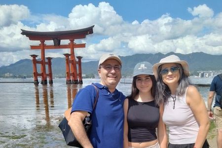 Hiroshima and Miyajima Full Day Private Tour