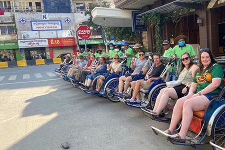Private 2 Hour Phnom Penh Cyclo Tour