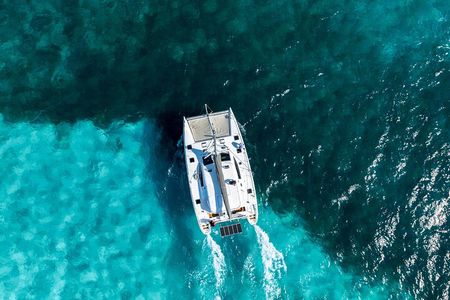 Cancun Private Catamaran to Isla Mujeres with Buffet & Open Bar