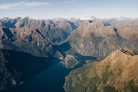 Milford Sound Helicopter and Cruise Tour from Queenstown