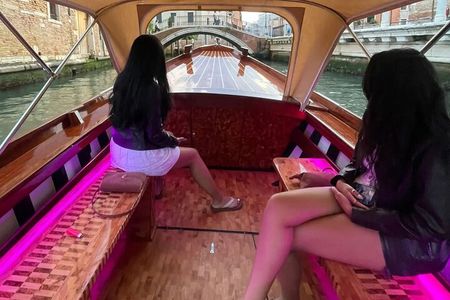 Venice Lagoon Tour with Historic Venetian Boat