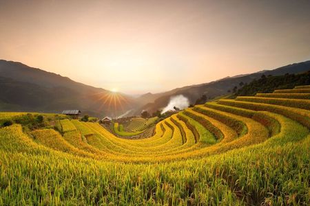 2-Day Motorbike Tour to Mu Cang Chai Loop from Sapa
