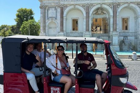 E-Tuk Tour: Highlights of Rome