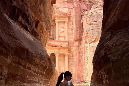 Full Day Petra and Wadi Rum Private Guided Tour