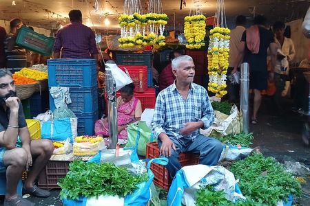 Mumbai Morning Tour —Train Ride, Market & Hidden Local Spots