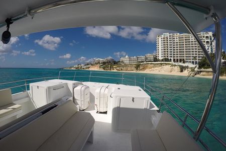 3-Hour Private Charter w/ Open Bar & Snorkeling (Max 26 Persons)