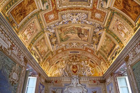 Small Group Tour Vatican Museums and Sistine Chapel