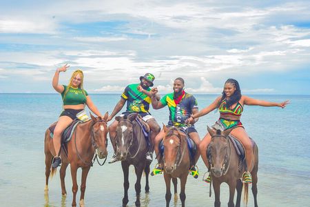  Dunn’s River Secret falls with Horse-back&Bamboo Raft Experience