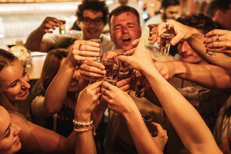 Rome Bar Crawl: Interactive Night Out with Guide, Games & Karaoke