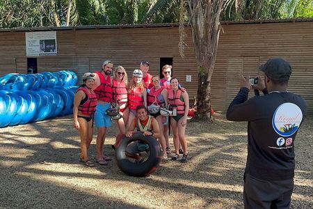 PRIVATE Cave Tubing & Rain forest Zipline Tour from Belize City