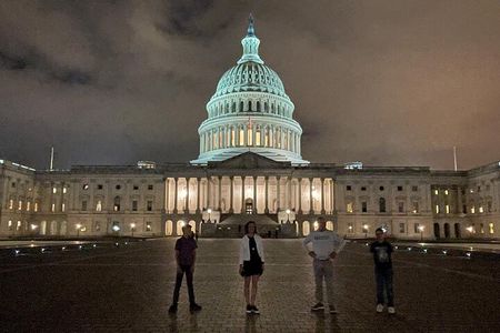 Washington DC Private Tour with Luxury SUV and Tour Guide