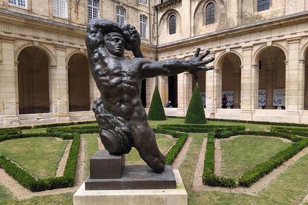 e-Scavenger hunt Caen: Explore the city at your own pace