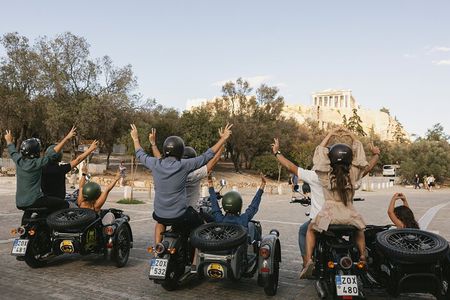 VIP Private Guided Tour of Athens Acropolis & Plaka in a Sidecar