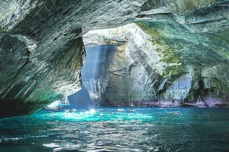 Private West IZU Uncovered Tour with japanese guide 