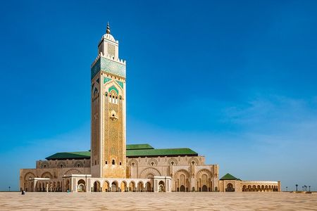 Visit Casablanca from the port or hotels 
