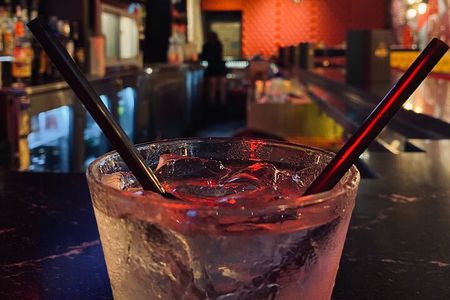 Minneapolis Local Bar Tour with Tastings