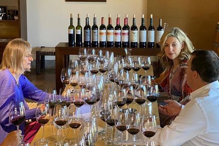 Bodega Decero+Almuerzo Susana Balbo (Guia Michelin). 