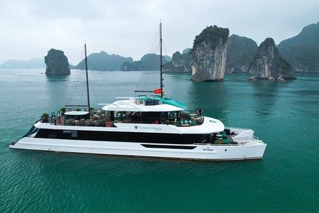 Catamaran Premium Cruise Halong Luxury Day Tour from Hanoi