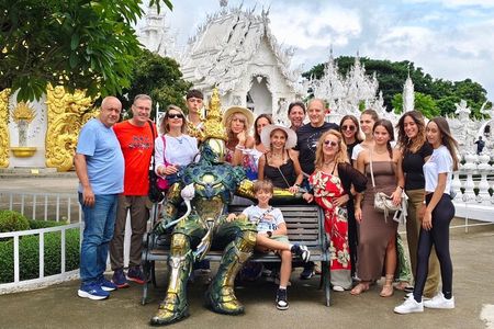 Chiang Rai:Guided Highlights Full-Day Tour-FREE LUNCH BUFFET