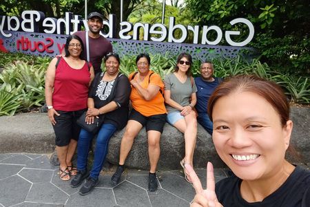 Singapore Culture & Local Living: A Private Tour by a Singaporean