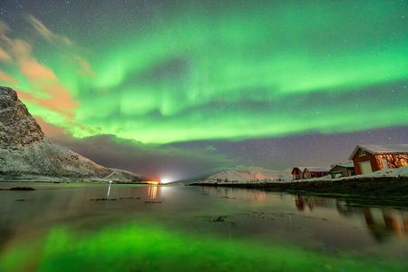 From Tromsø: OFFICIAL Northern Lights Safari by Minibus