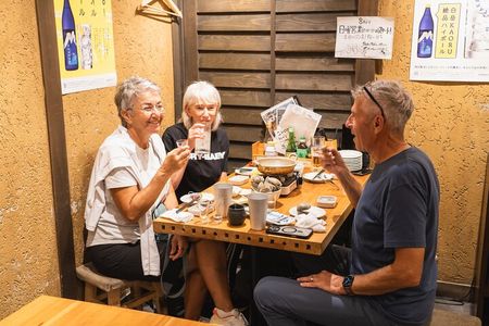 Tokyo Ginza Authentic Food Tour (Izakaya Hopping by local guide)