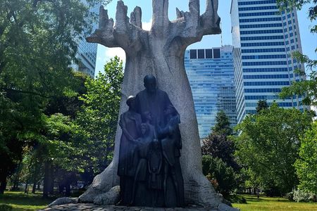 Jewish Private Historical Tour in Warsaw 