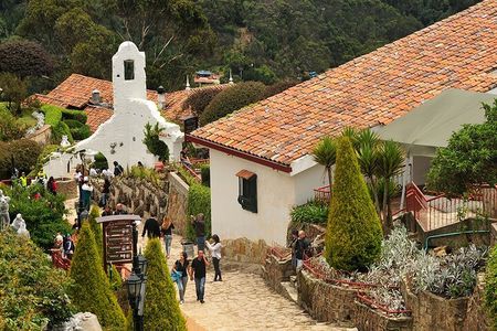Private Bogotá Tour: Candelaria, Gold Museum, Optional Monserrate
